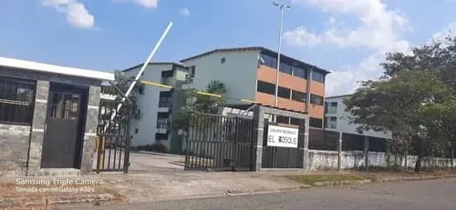 Ao Alquila Apto En El Cto Resid. El Bosque Urb El Morro Ii