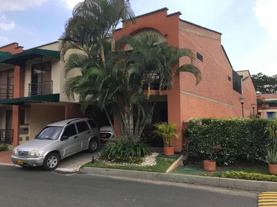 Alquilo Casa Unida Residencial Guadalquivir - Sur Cali