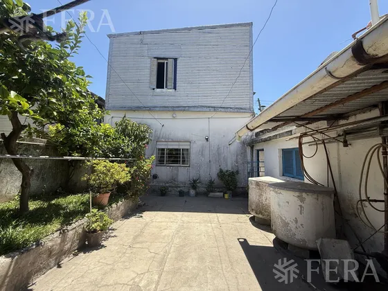 Venta Casa De 5 Ambientes Con Cochera En Dock Sud