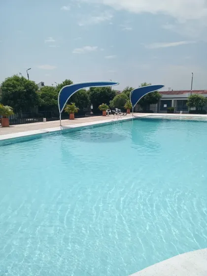 Gran Oportunidad Esquinera En Conjunto Muy Bien Amoblada