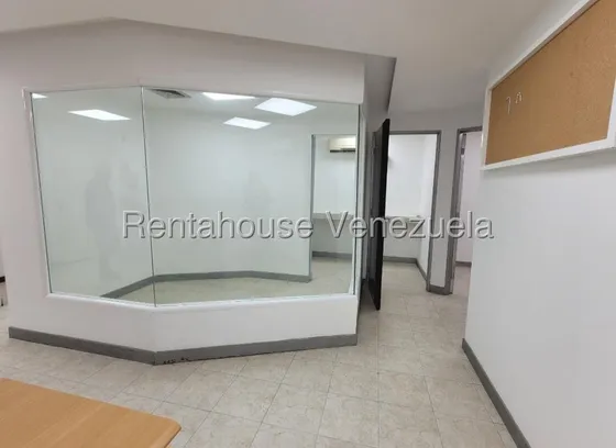 Alquiler De Oficina\  Los Palos Grandes  Mg  5-18438