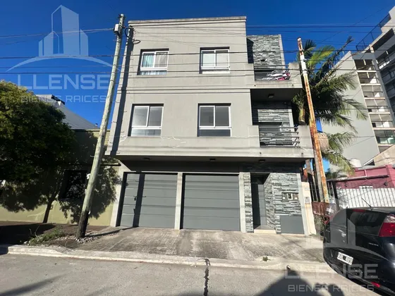 Departamento 3 Ambientes Con Cochera Y Parrilla En Venta - Berazategui