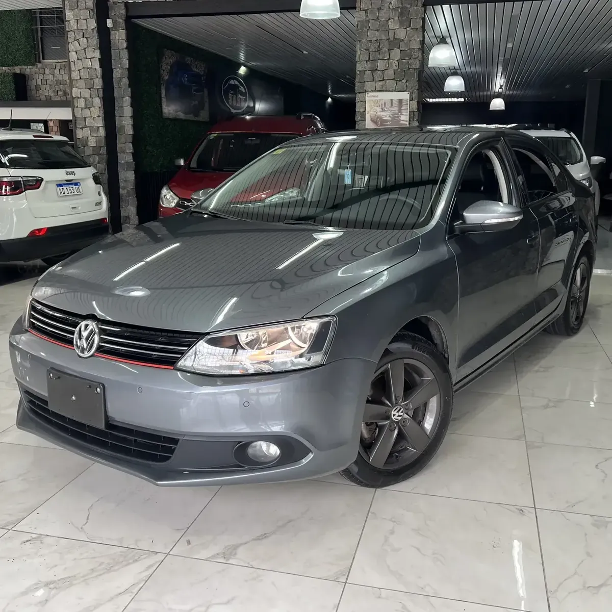 Volkswagen Vento 2.5 Luxury 170cv