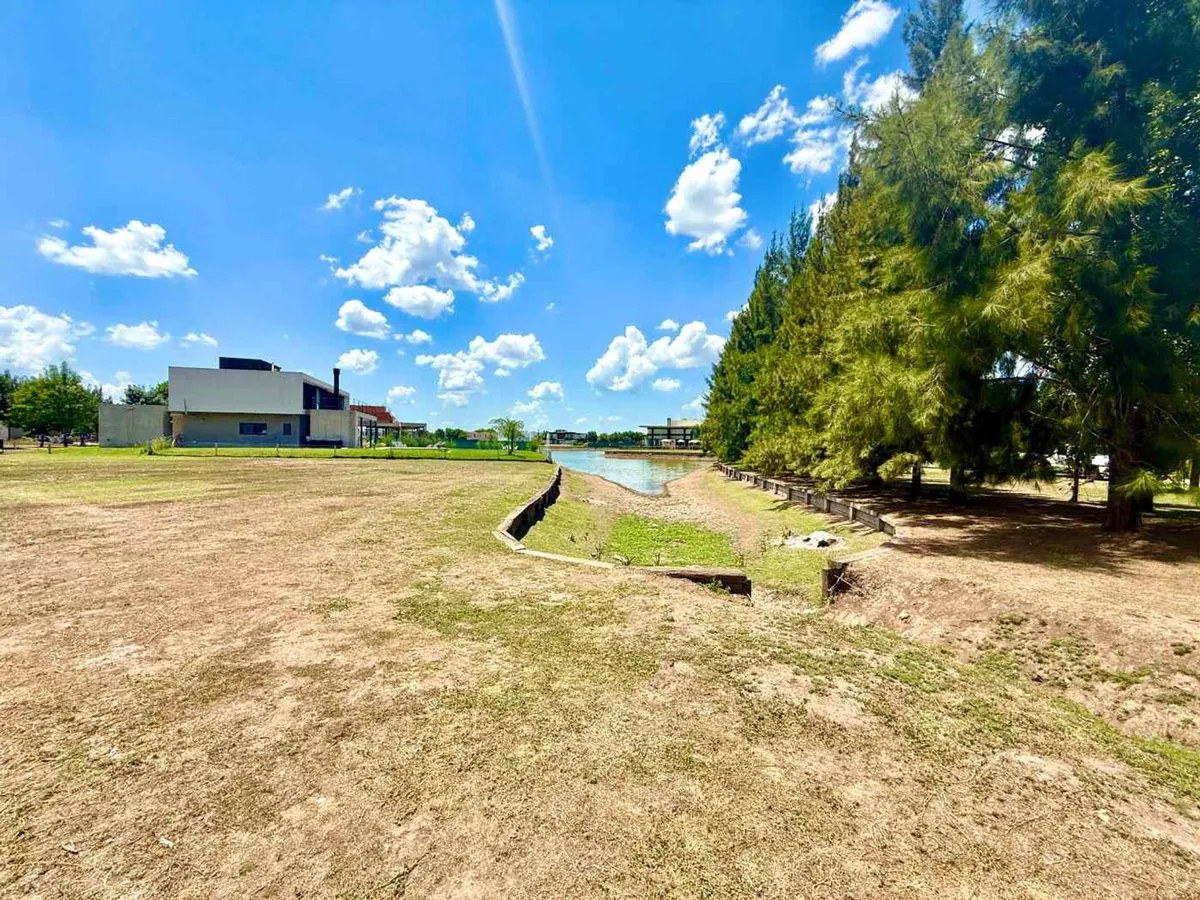 Terravista Vista Laguna Lot for Sale