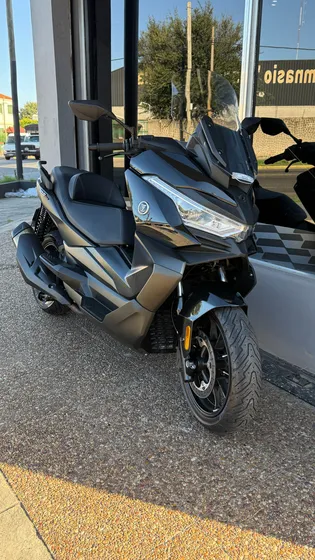 Voge Sr4 Scooter No Yamaha Nmax Honda Pcx Zontes Kymco 350