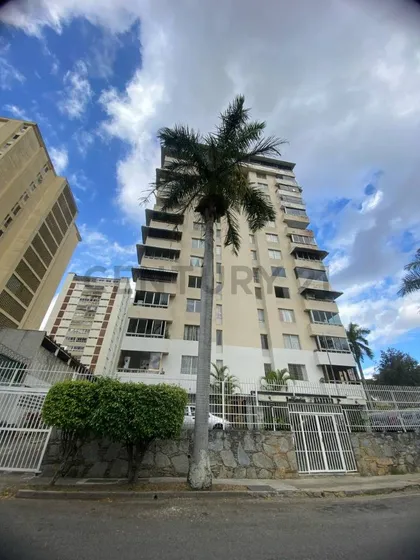 Se Vende Apartamento Remodelado Terrazas De Club Hipico Baruta Caracas
