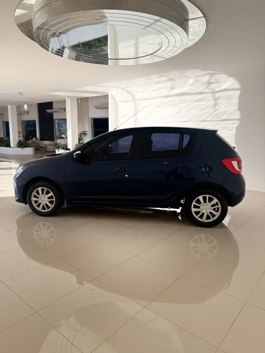 Renault Sandero 1.6 Dynamique 90 hp ABS527576230454906883