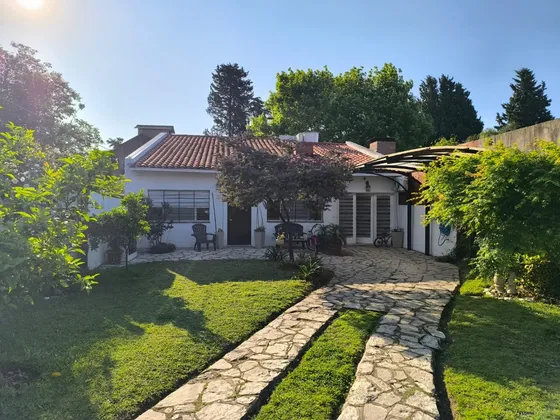 Casa En Venta En Gral. Pacheco - Apta Credito -