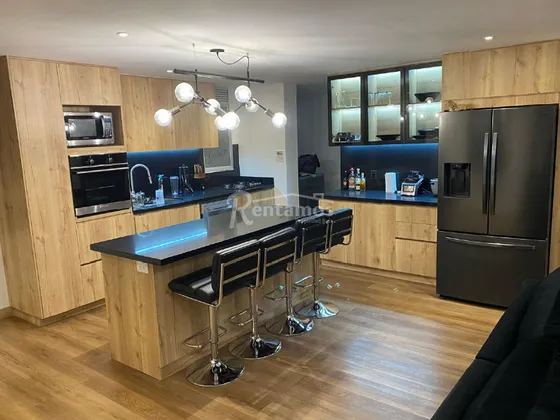 Apartamento En Venta En Provenza. Cod V776191