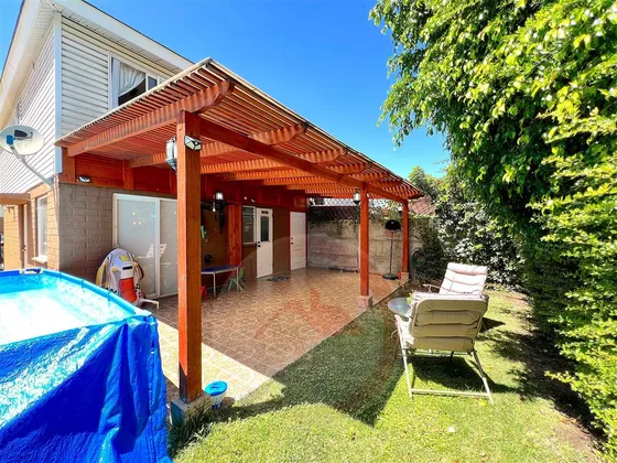 Casa En Venta De 3 Dorm. En Quilicura