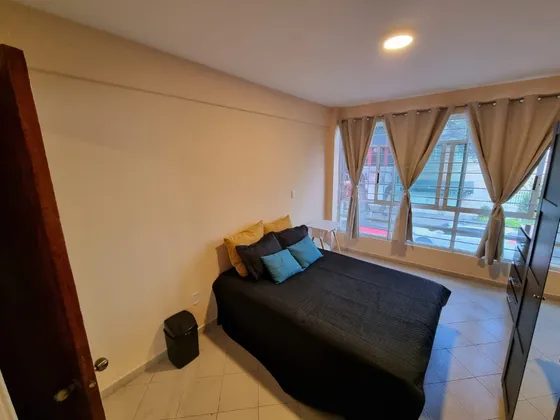 Cuarto En Roma-condesa  4 Cuadras Del Metro Chilpancingo