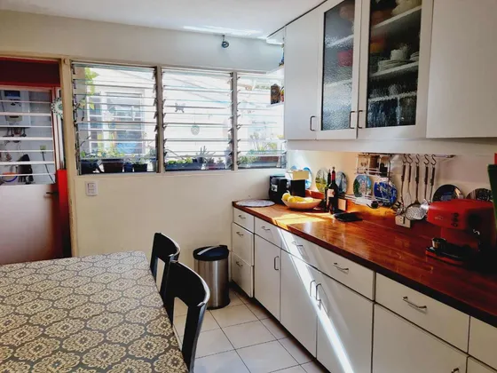 Casa En Venta En Martínez De 4 Ambientes
