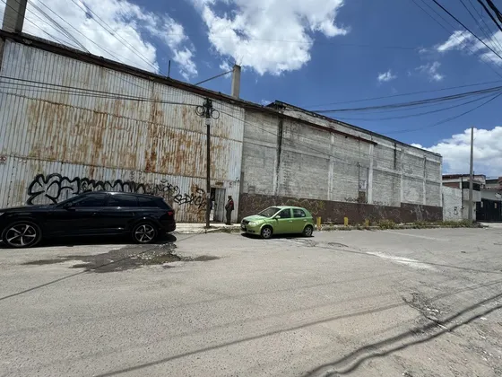 Bodega Comercial Venta, Súper Ubicada A La Entrada De Ecatepec De Morelos Bgv285