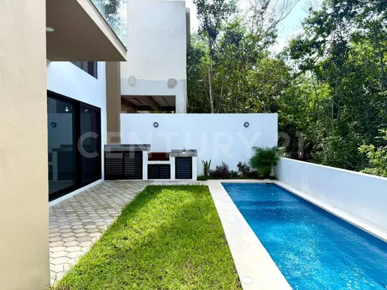 Tu Nueva Casa En Residencial Vía Cumbres En Venta En Cancun C3952