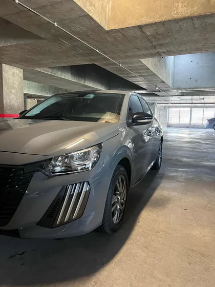 Peugeot 208 1.6 Allure