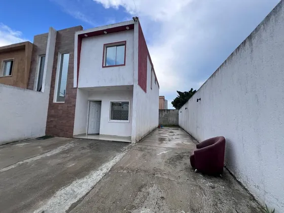  Townhouse En Las Quintas Del Norte Cod. Indith-279