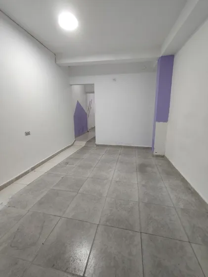 Se Alquila Local Comercial Puerta A La Calle En Lechería 