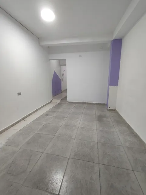 Se Alquila Local Comercial Puerta A La Calle En Lechería 