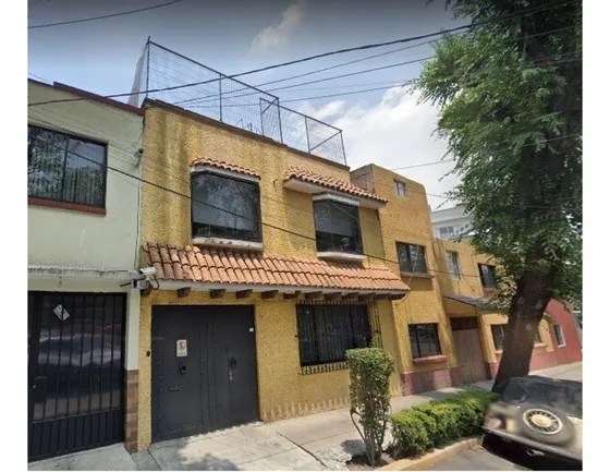 Casa En Remate En Molino De Rosas, F-1778