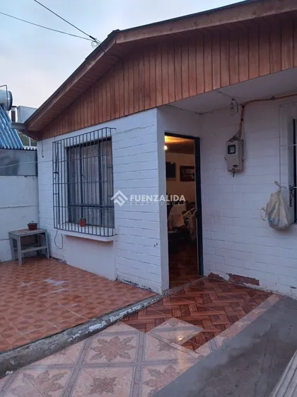 Casa En Venta De 2 Dorm. En Rinconada Gran Patio