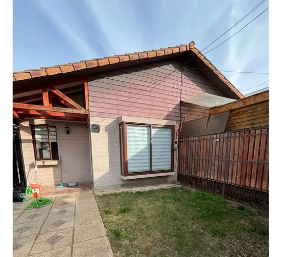 Casa 1 Piso Con Patio Y Antejardín