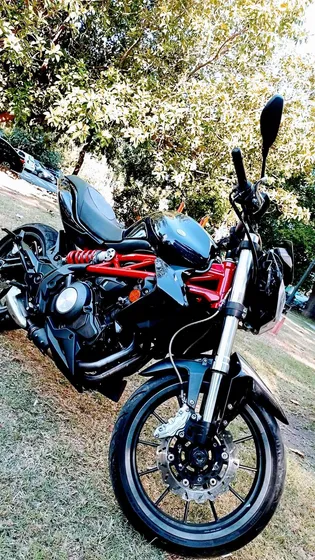 Benelli Tnt 300