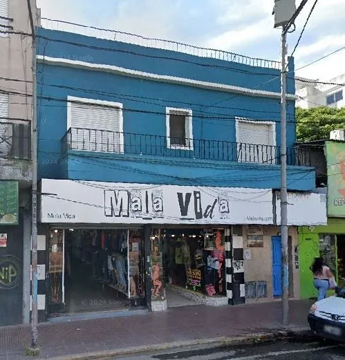 Casa Y Locales En Venta En José León Suarez