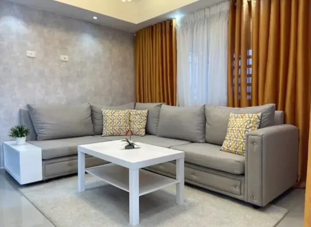 Casa Amueblada En Alquiler En San Isidro En Residencial Cerrado