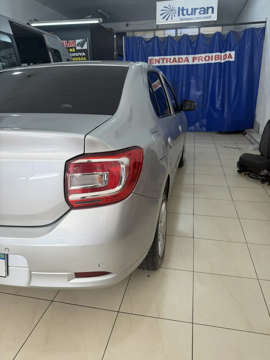 Renault Logan 2025 1.0 Zen 12v 4p — foto 4