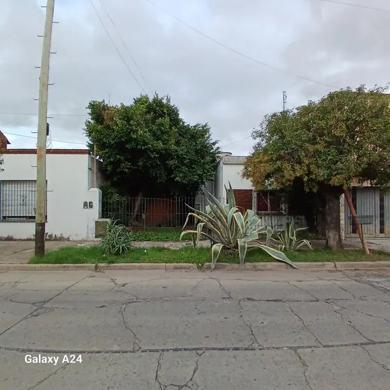 Casa En Venta En Caseros