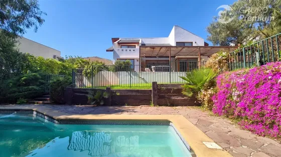 Ubicación Privilegiada En Chamisero, Casa En Venta 6d 5b