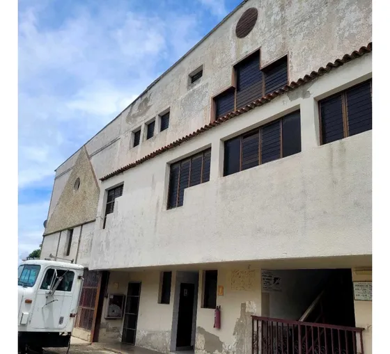 Se Vende Terreno Con Galpon Industrial Carretera Panamerica Los Teques