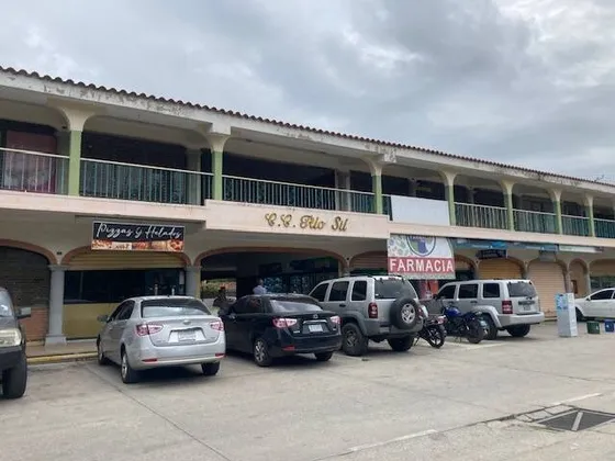 En Venta Local Comercial Ubicado En El Centro Comercial Rio Sil Naguanagua. 248721