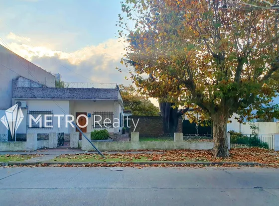 Casa En Venta 3 Ambientes Quilmes
