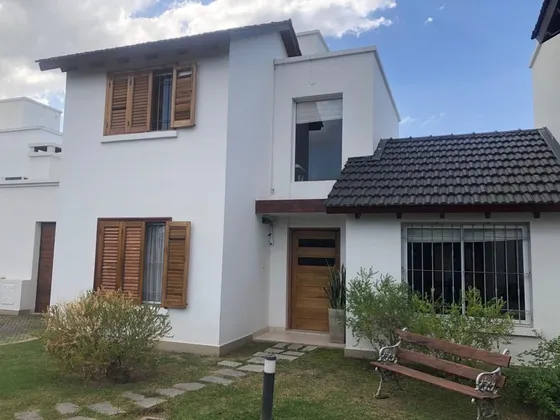 Casa En Venta En Villa Belgrano