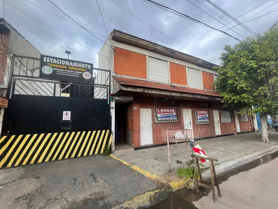 Galpón En  Venta Ramos Mejía, Cocheras