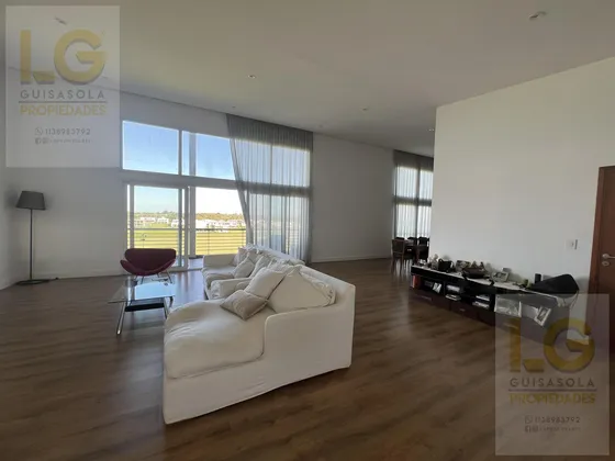 Departamento 4 Ambientes En Venta En Greenville Polo Resort