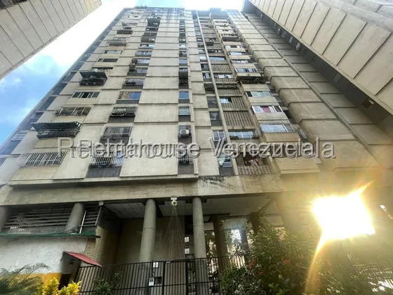 Ip Alquilo Apartamento En La California Norte  25-23858