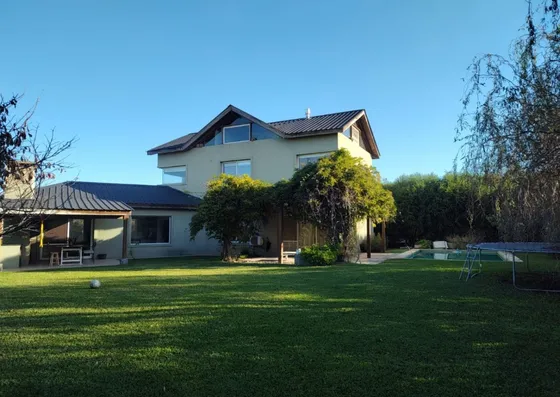 Casa  En Alquiler En San Francisco, Villanueva, Tigre