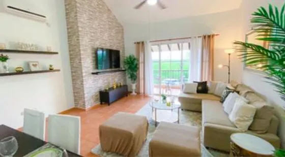 Apartamento En Alquiler En Cocotal Golf & Country Club, Bávaro, Punta Cana, 112m2, 2 Hab. 1 Parqueo, Exclusiva Comunidad Con Campo De Golf, Casa Club, Seguridad, Todas Las Comodidades, Un Paraíso. 