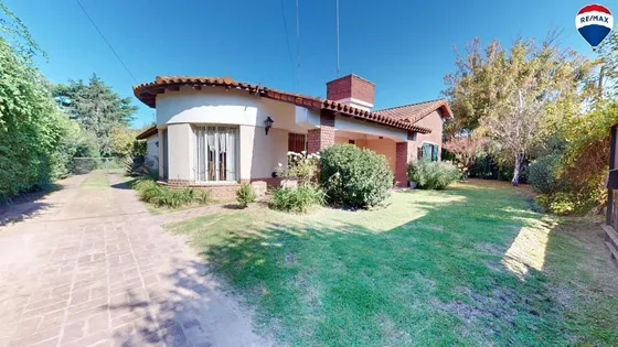 Venta Casa 5 Ambientes En Lobos