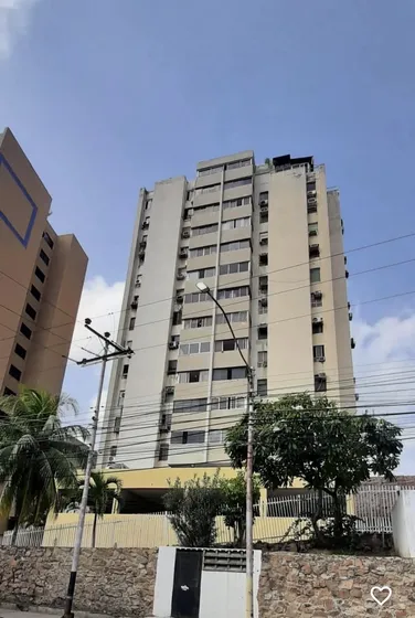 @skyline.ve Con Frece En Venta Apartamento En Barcelona Sector Colina De Neveri Residencia Neveri  A Poco Metros De Lechería