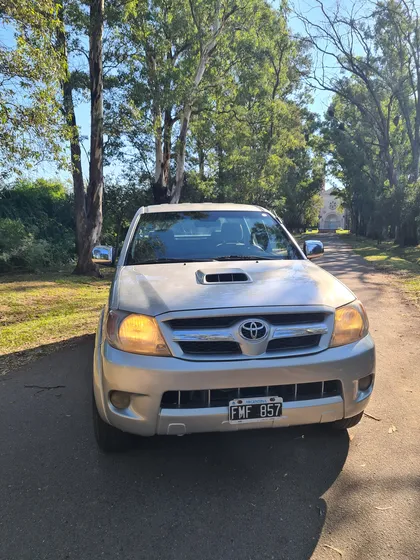 Toyota Hilux 3.0 D/cab 4x2 Srv
