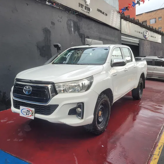 Toyota Hilux 2.4l