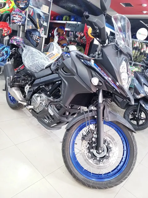 Moto Suzuki V-strom Dl650 Xt Abs (por Encargo)