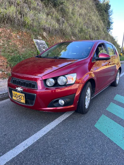 Chevrolet Sonic 1.6 Lt 5 P