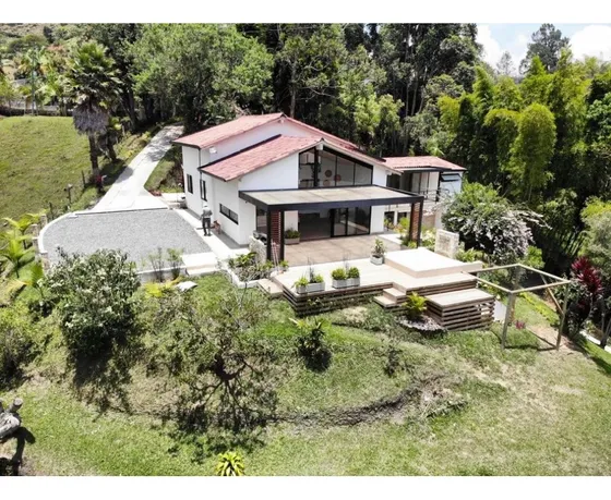 Encantadora Finca En  Venta Luxury En El Peñol