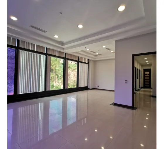 Alquilo Luminosa Oficina Vizcaya 164m2 / $2.000
