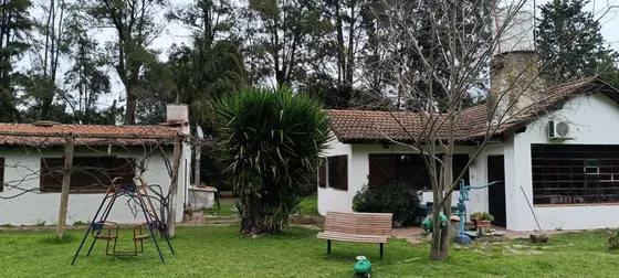 Quinta En Venta - 3 Dormitorios 5 Baños - Cocheras - 1868mts2 - La Fraternidad, General Rodríguez
