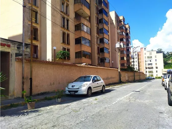 Apartamento En Venta Urb Santa Maria Res Altamira Los Teques
